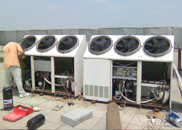專(zhuān)業(yè)從事中央空調(diào)維修、保養(yǎng)