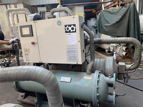 螺桿冷水機(jī)組保養(yǎng)